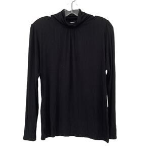 Circles Black Long Sleeve Turtleneck Sz M